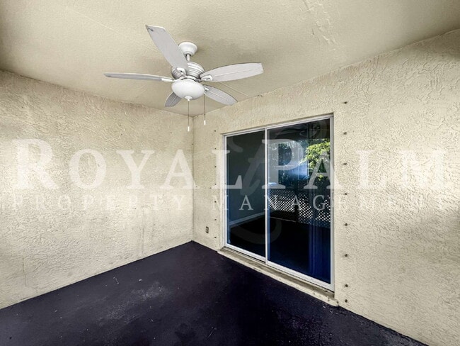 Building Photo - 1909 SW Santa Barbara Pl