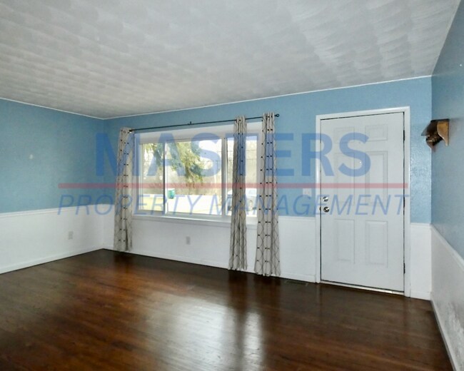 Building Photo - Move-In Special: 50% Off First Month’s Rent!