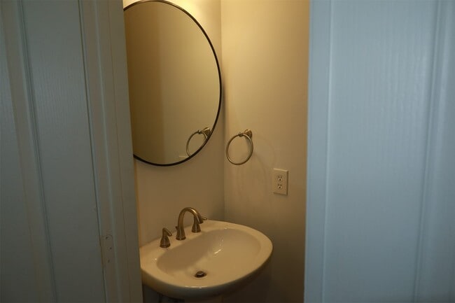 Building Photo - 12211 Summerland Ridge Ln