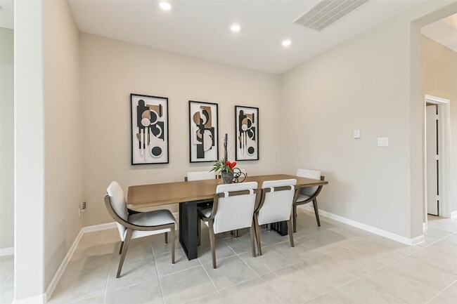 Building Photo - 9418 Thornbluff Crk Ct