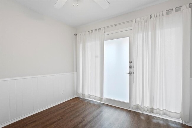 Building Photo - 5718 Marvin Loving Dr