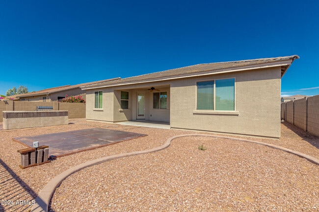 Building Photo - 35082 N Laredo Dr