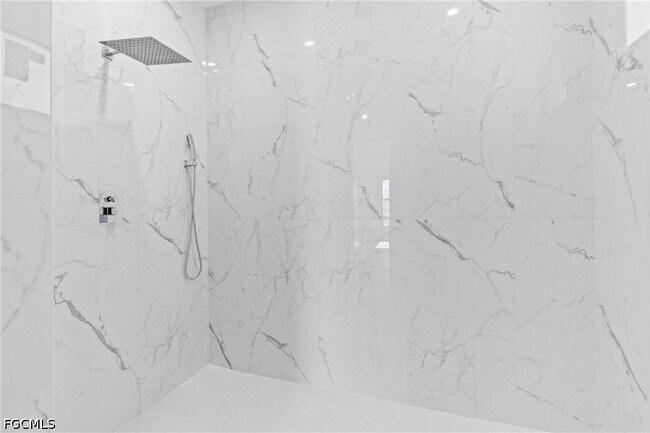 Building Photo - 2803 44th St SW