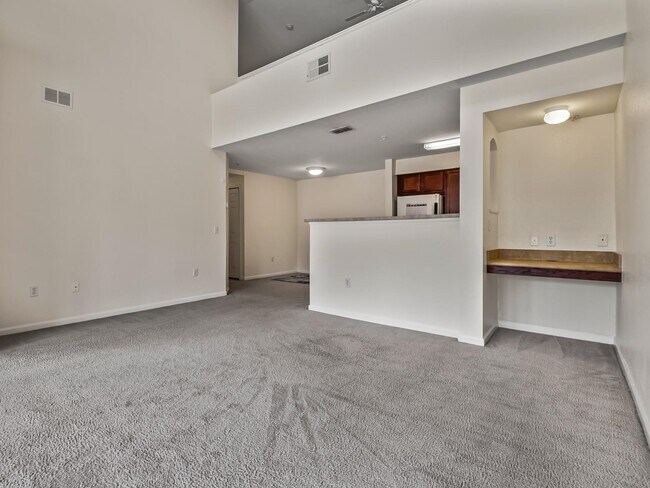 Building Photo - 2801 Chancellorsville Dr