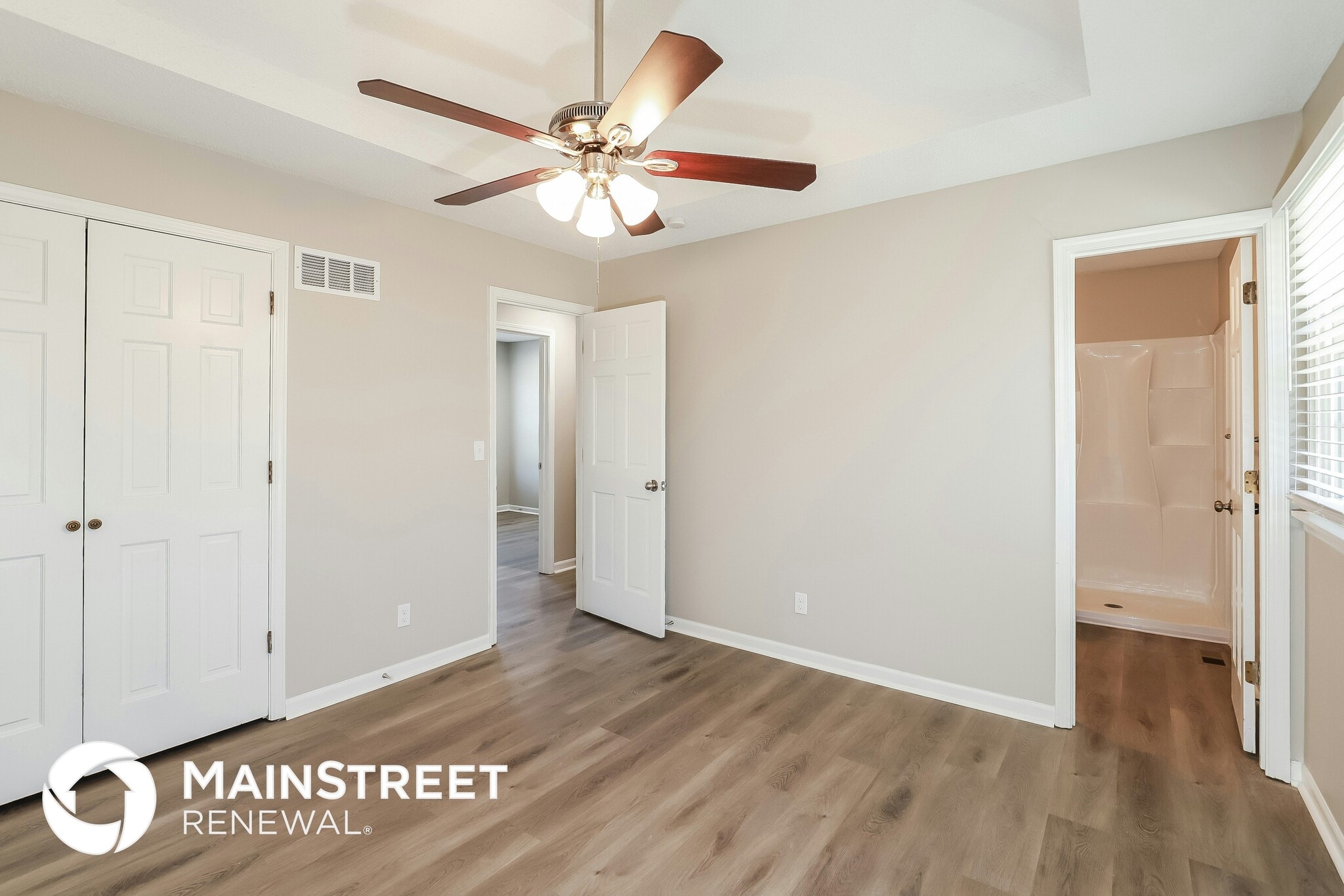 Building Photo - 7641 N Stoddard Ave