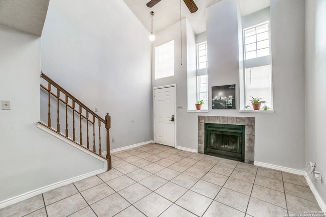Building Photo - 7921 Santa Catalina