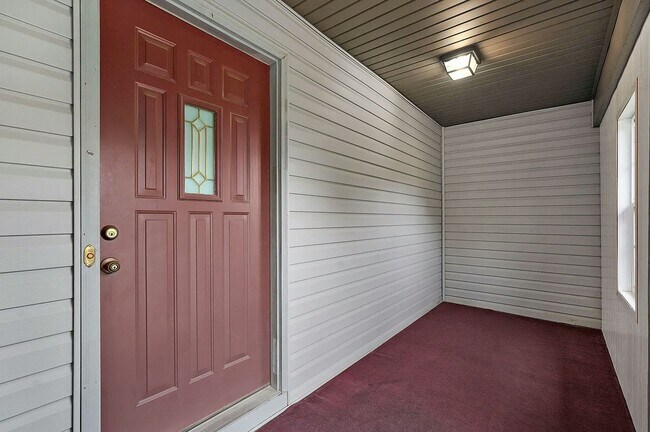 Building Photo - 3740 W Farm Rd 106