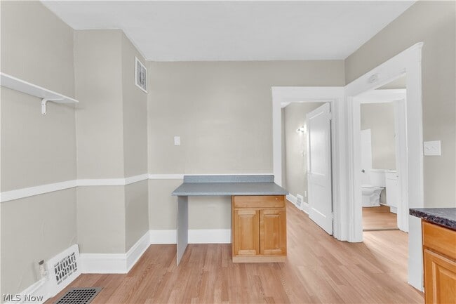 Building Photo - 3992 E 26th St