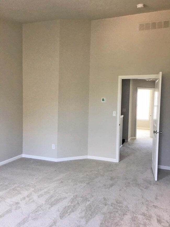 Building Photo - 2783 Ashcombe Dr.