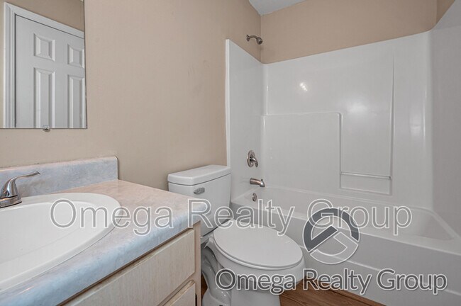Building Photo - 4267 Springview Dr