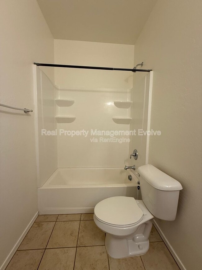 Building Photo - 15811 W Banff Ln