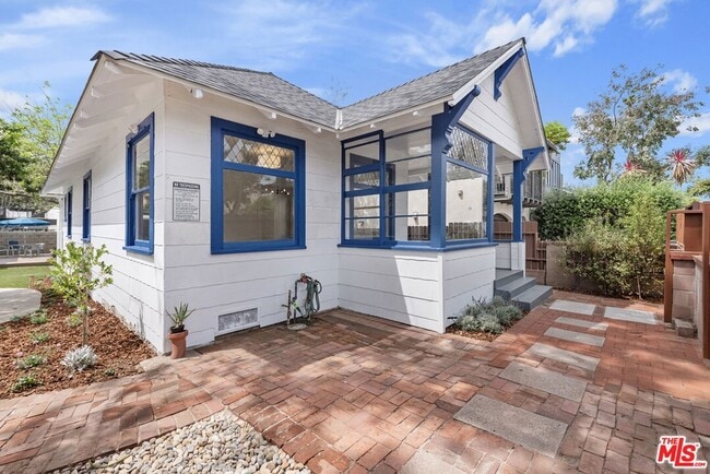 Building Photo - 2650 2nd St