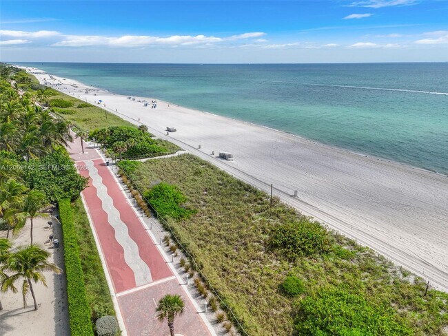 Building Photo - 5005 Collins Ave