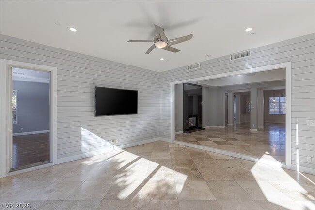 Building Photo - 1353 River Spey Ave