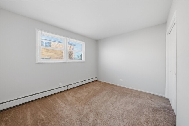 Building Photo - 6135 W 79th St