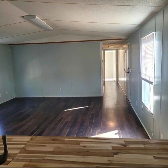 Building Photo - 2649 FM 1044