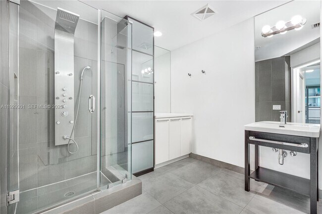 Building Photo - 60 SW 13th St