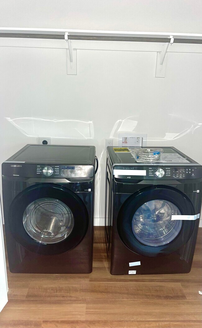 Brand New Washer and Dryer - 1227 Meriweather Ave