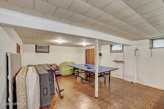 Building Photo - 125 Beechwood Ave