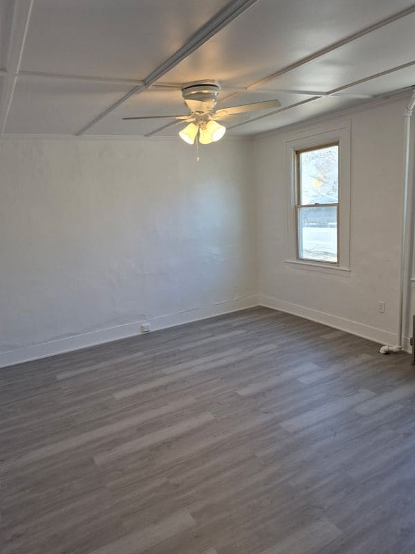 Building Photo - 98 Columbia St