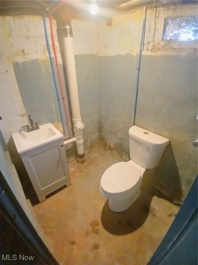 Building Photo - 39 Hilton Ave