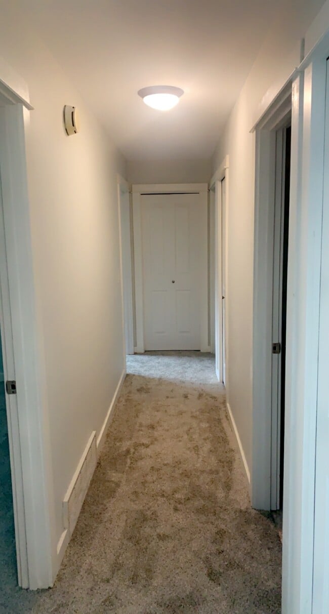 Building Photo - 8071 Emery Rd