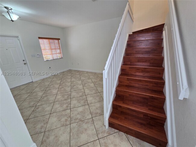 Building Photo - 14758 SW 9th Ln