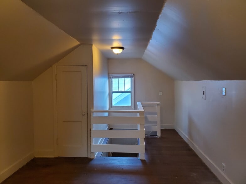 Building Photo - 3316 N 45th St