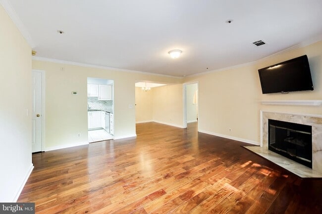 Building Photo - 10823 Hampton Mill Terrace