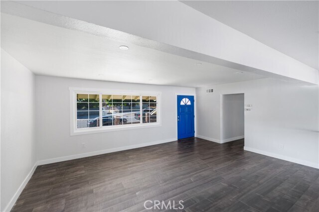 Building Photo - 11200 Reseda Blvd