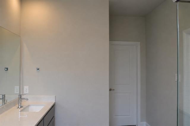 Building Photo - 270 Irish Moss Dr