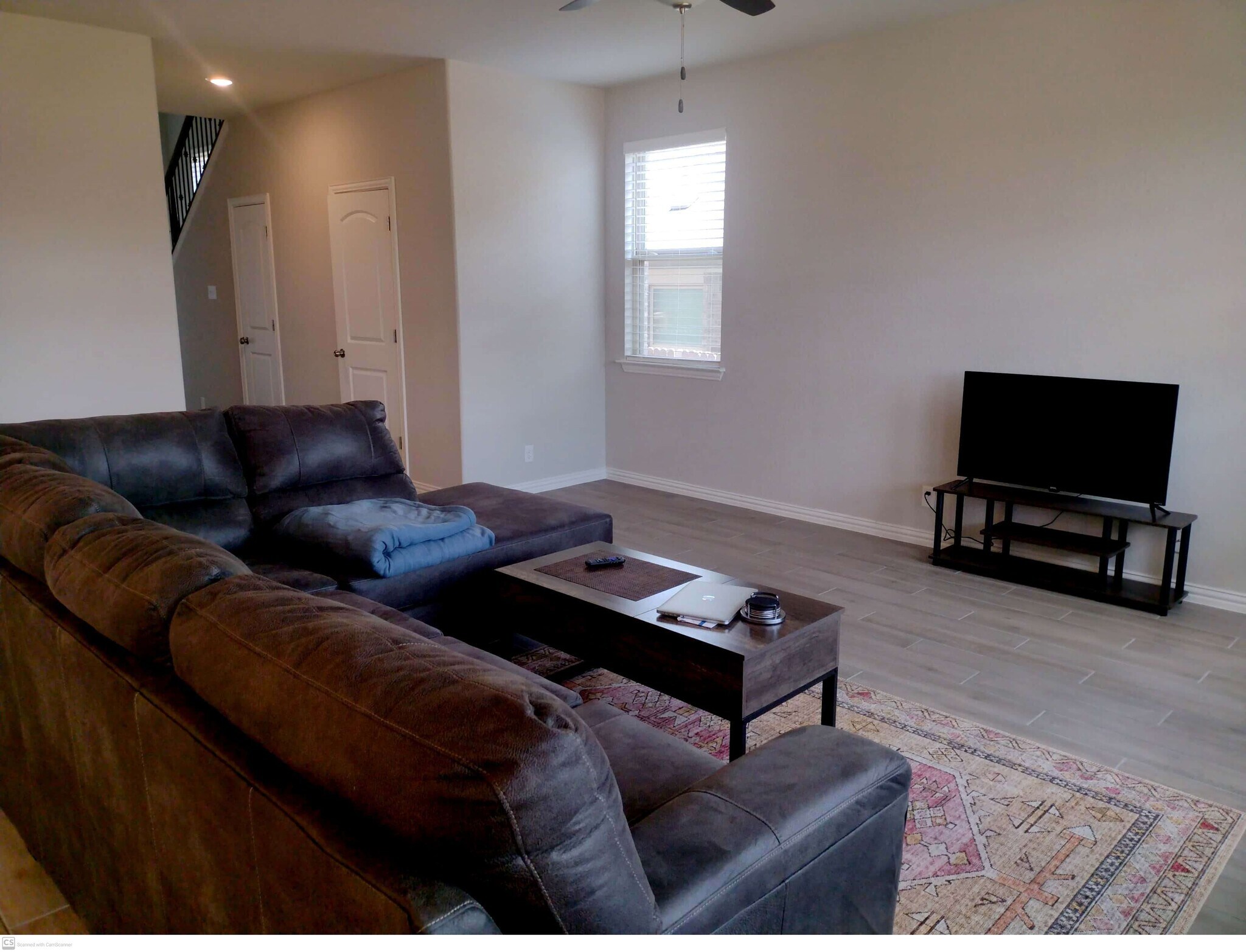 Building Photo - 2083 Cowan Dr
