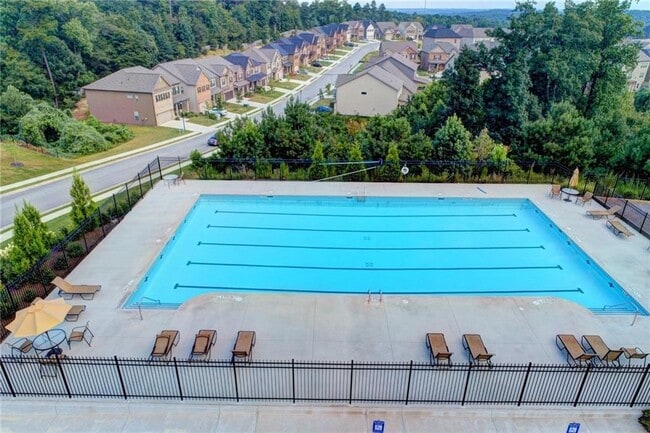 Building Photo - 2017 Yvette Wy