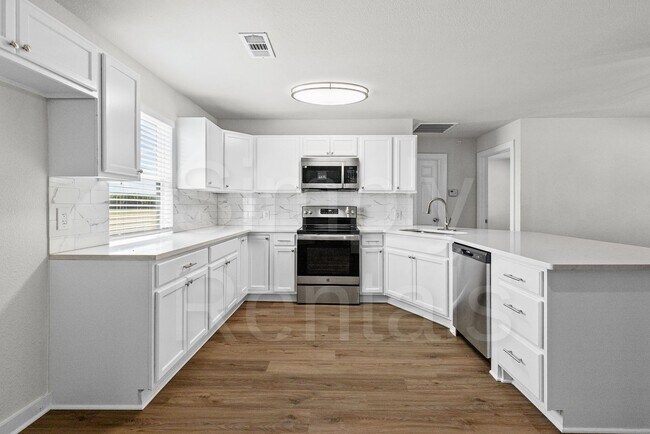 Building Photo - 401 Mcilrath Rd