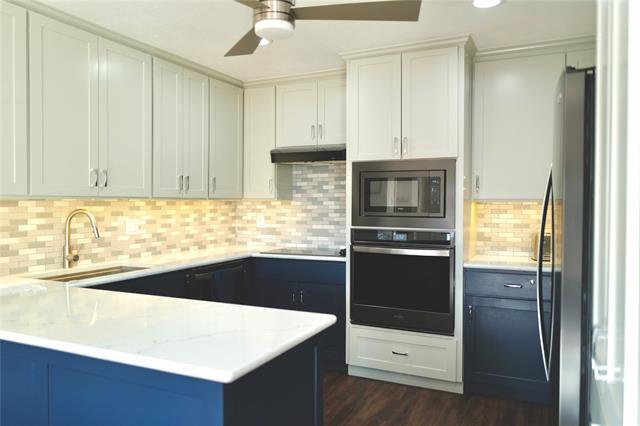 Building Photo - 3002 Townbluff Dr