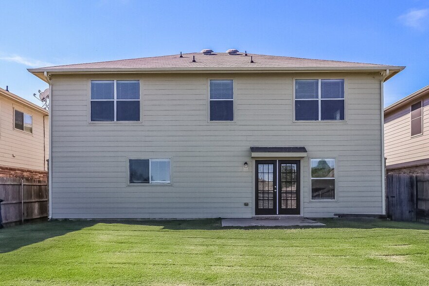 Building Photo - 7128 Little Mohican Dr