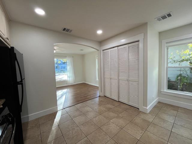 Building Photo - 906 Philco Dr