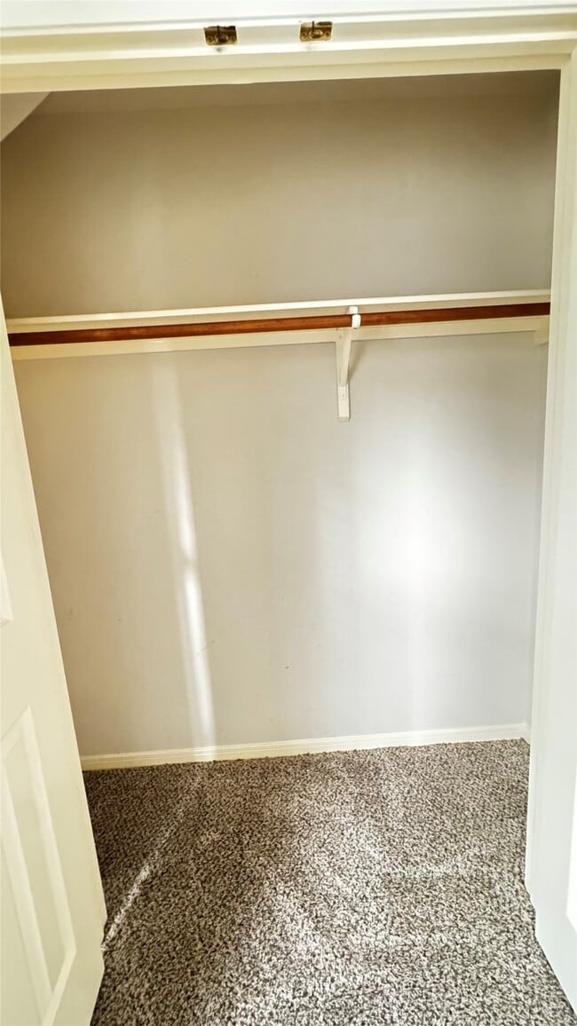 Building Photo - 5018 Woodland Meadows Ln