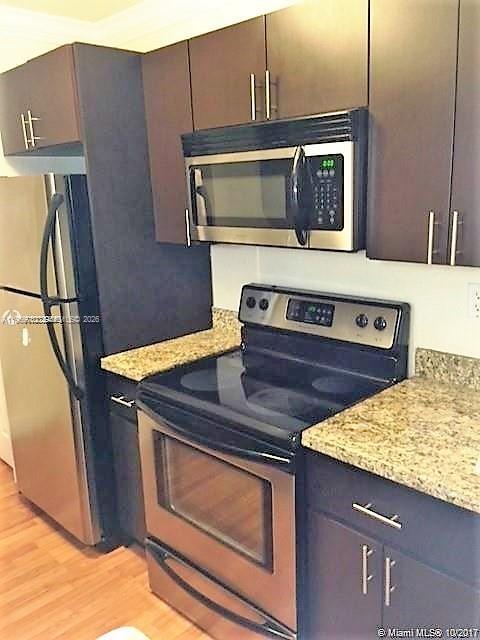 Building Photo - 15610 SW 105th Ln