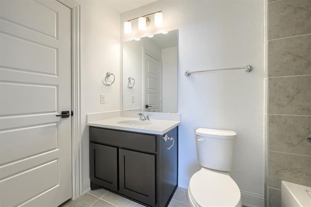 Building Photo - 370 Shirebrook Ln