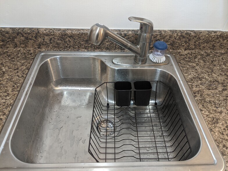 Building Photo - 13 W Market St