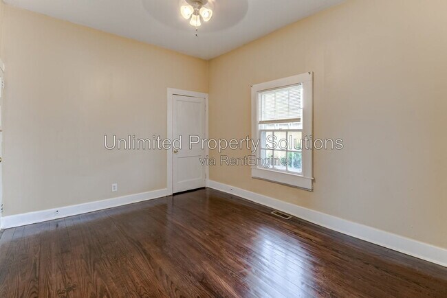 Building Photo - 108 N 8th St