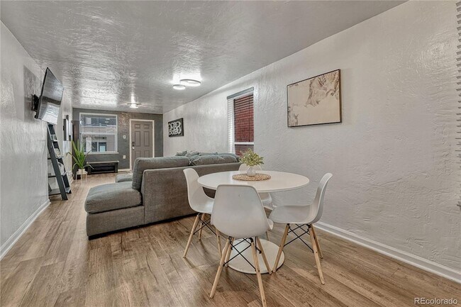 Building Photo - 1026 Inca St