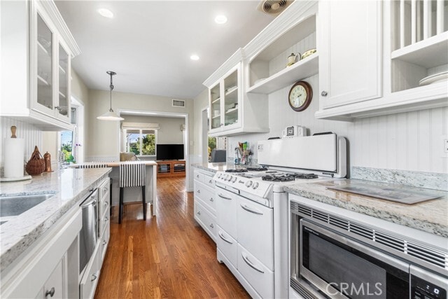 Building Photo - 29312 S Highmore Ave