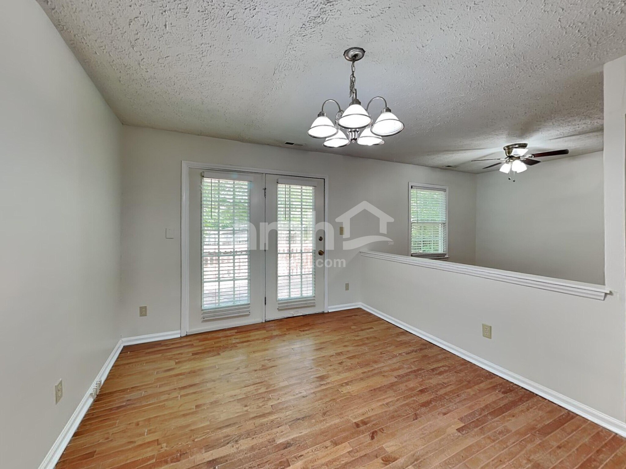 Building Photo - 210 Wood Valley Ct