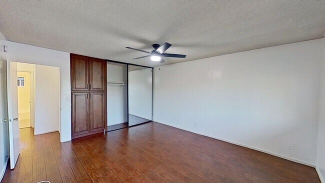 Building Photo - 12072 Bailey St