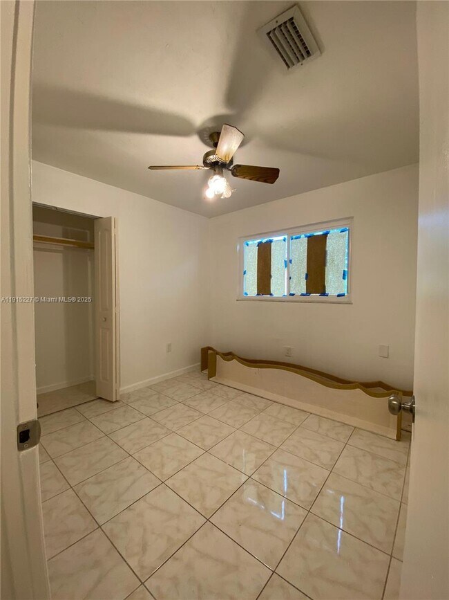 Building Photo - 746 NW 3rd St