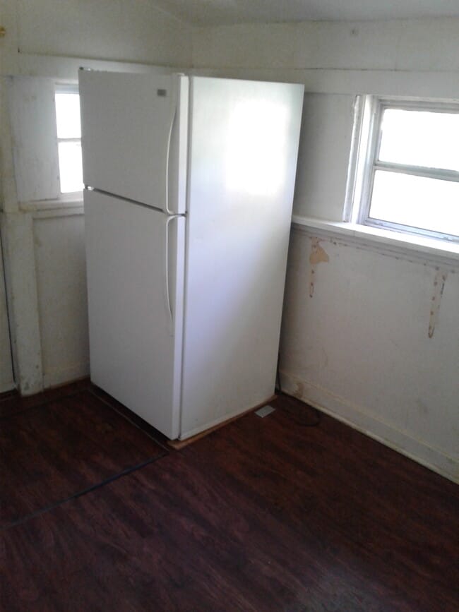 Building Photo - 2853 W Olive St