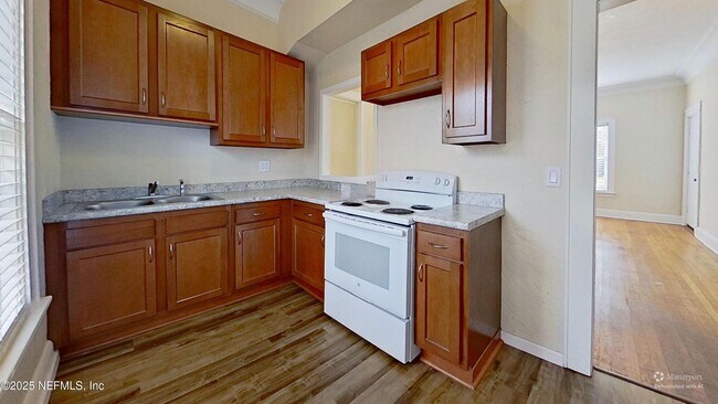 Building Photo - 1279 Belmont Terrace