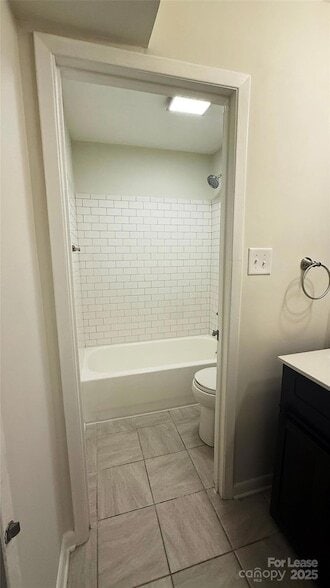 Building Photo - 4948 Sardis Rd